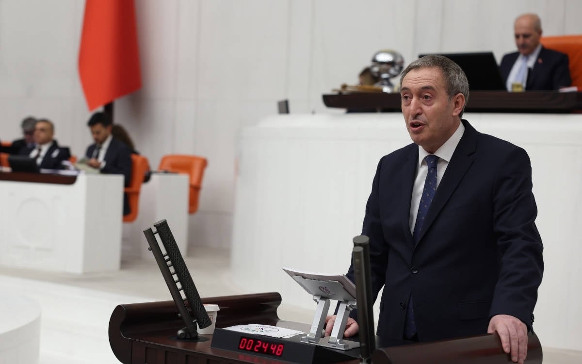 “Sayın Cumhurbaşkanı, barış ona vurulacak mührü bekliyor; Süleyman sizsiniz, mühür sizdedir”