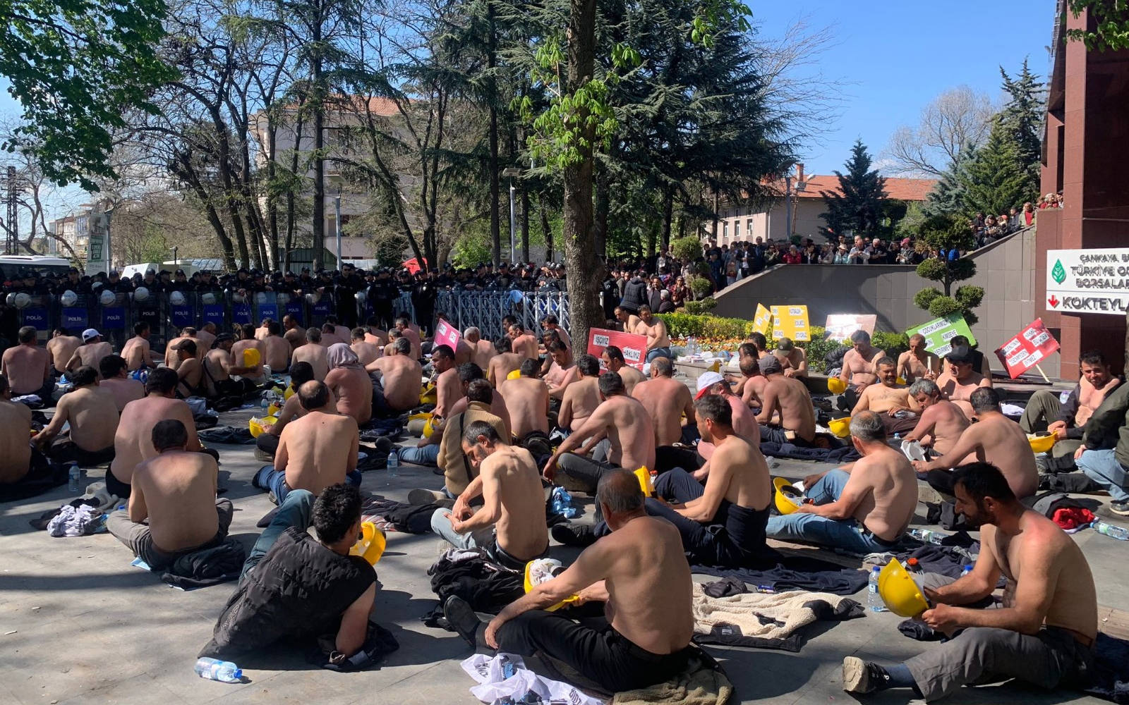 Maden işçileri kazandı