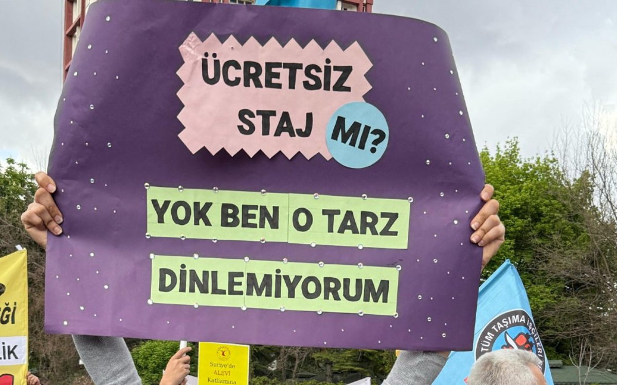 "Staj değil, güvencesiz emek"