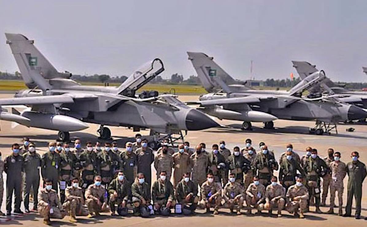 Suudi Arabistan Hava Kuvvetleri Irak'taki İran yanlısı milisleri vurmuş