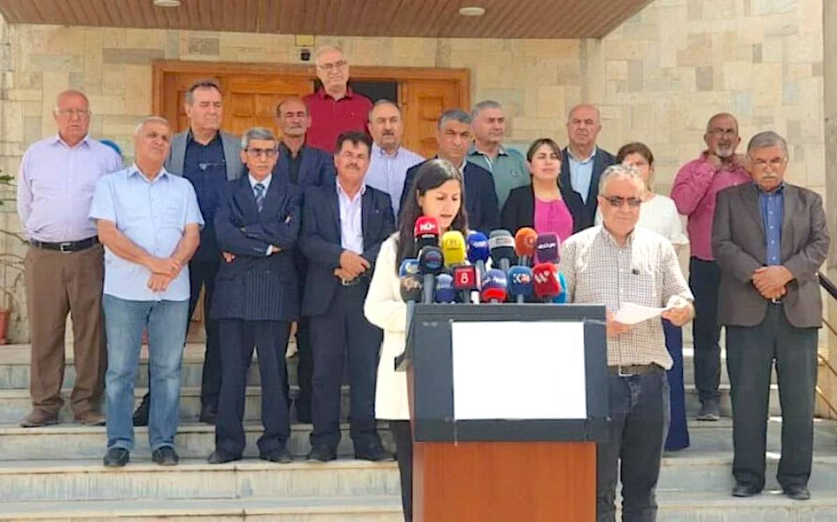 Rojava'daki parti ve kurumlardan 5 milyon Kürde parlamentoda 4 sandalye ayrılmasına tepki
