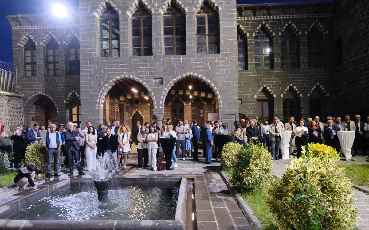 Weqfa Mezopotamyayê ji bo danasîna “Rêbera Rastnivîsînê” resepsiyonek li dar xist