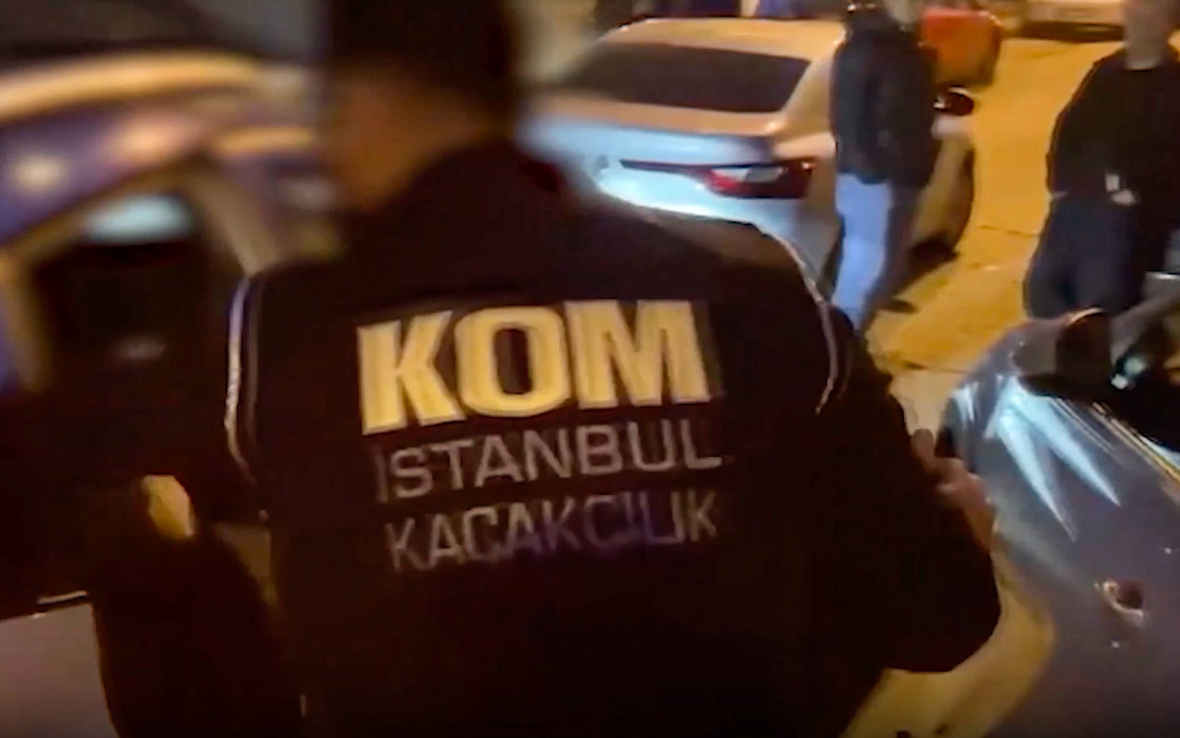 Kadıköy’de yaşam tarzı ablukası: Parola “narkotik”