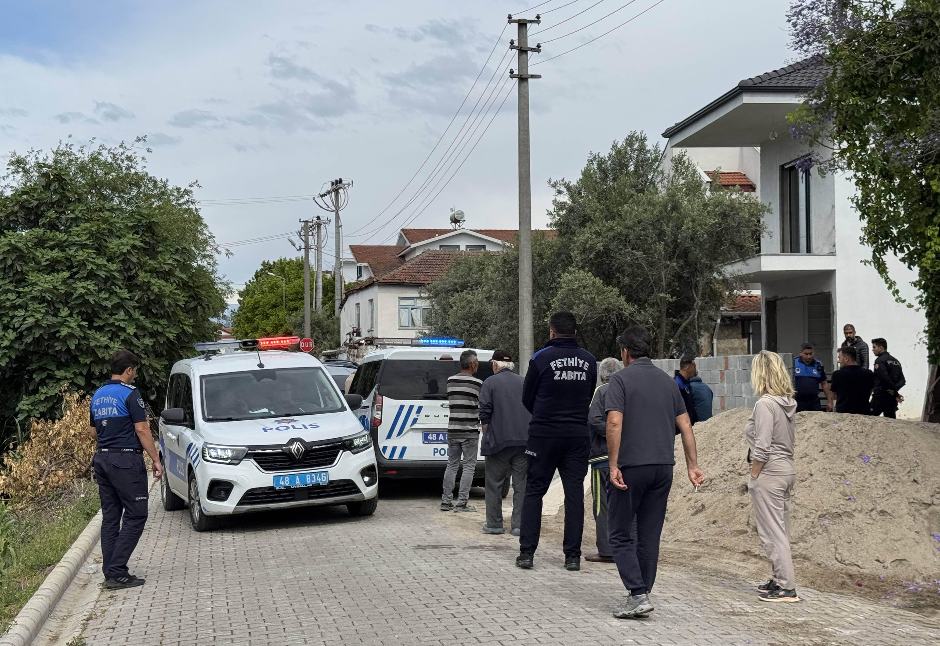 Fethiye Belediye Başkanı'na silahlı saldırı