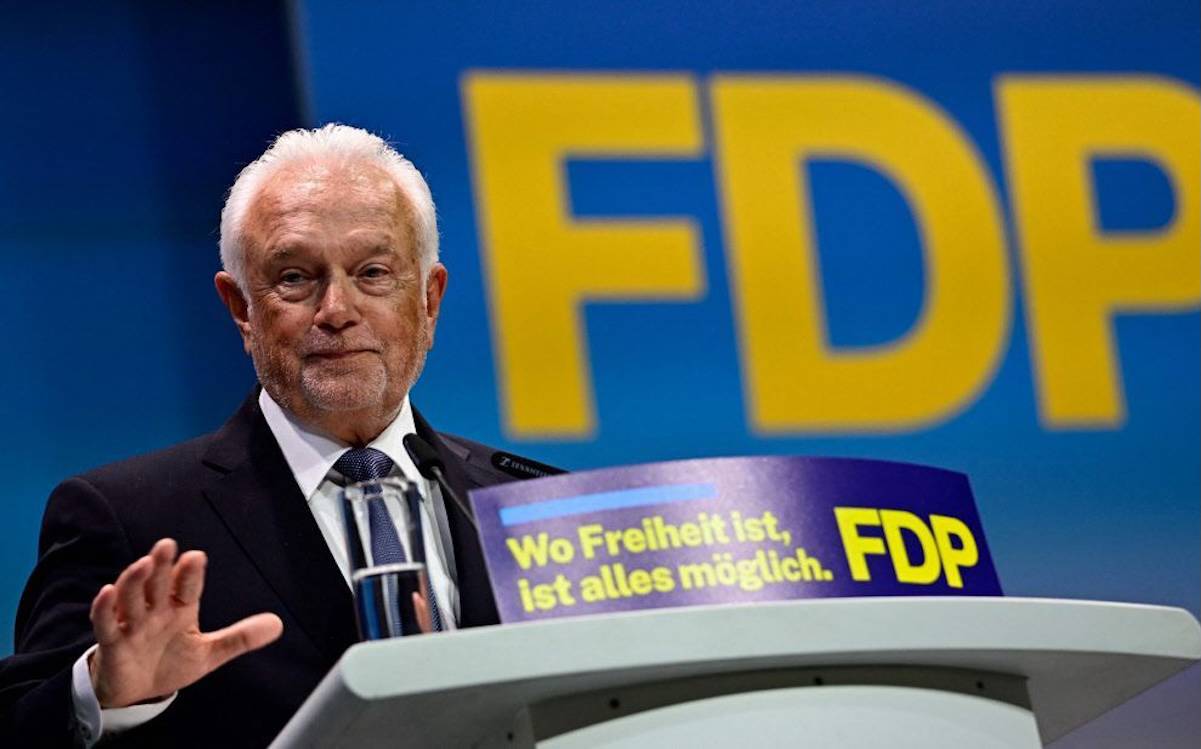 Almanya: Hür Demokratlar baraj altından çıkmak için AfD'nin önünü açmaya hazırlanıyor
