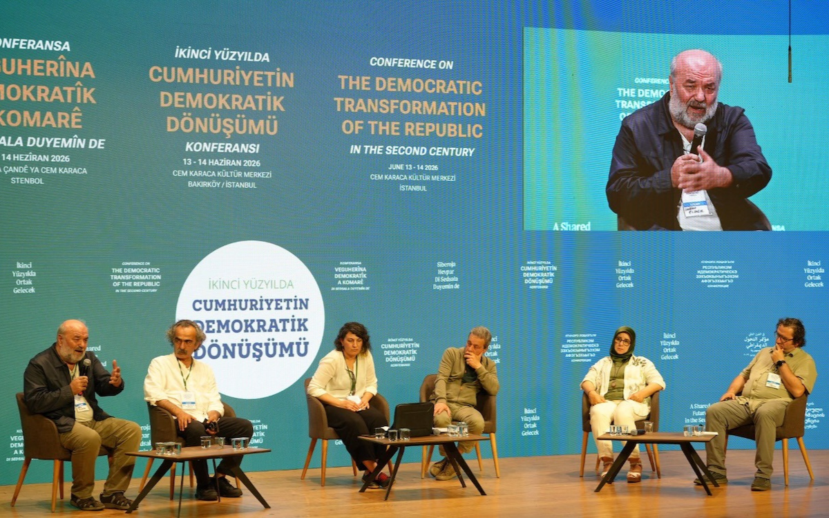 Cumhuriyetin Demokratik Dönüşümü Konferansı’nın ilk günü sona erdi