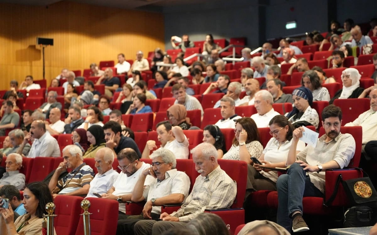 Yeni yüzyıla demokratik çağrı