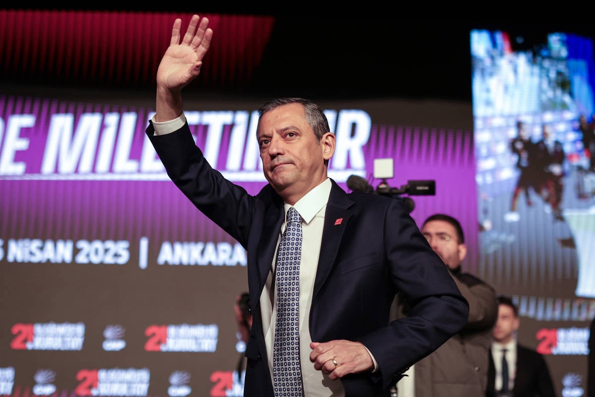 Özgür Özel yeni parti için kritik tarihi açıkladı