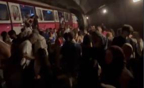 Metro train derails in İstanbul, three hospitalized