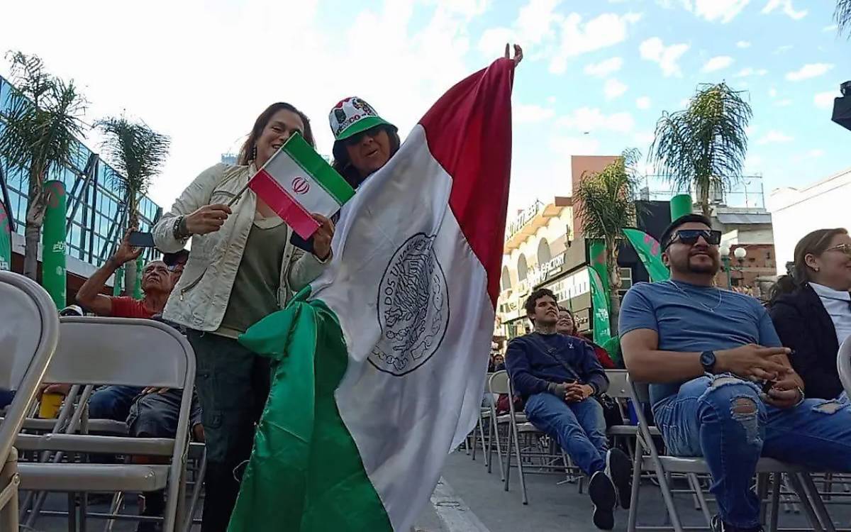 ABD kupayı İranlı futbolcular için açık cezaevine çevirirken, Meksika kenti Tijuana ABD ve FIFA'ya evsahipliği dersi verdi