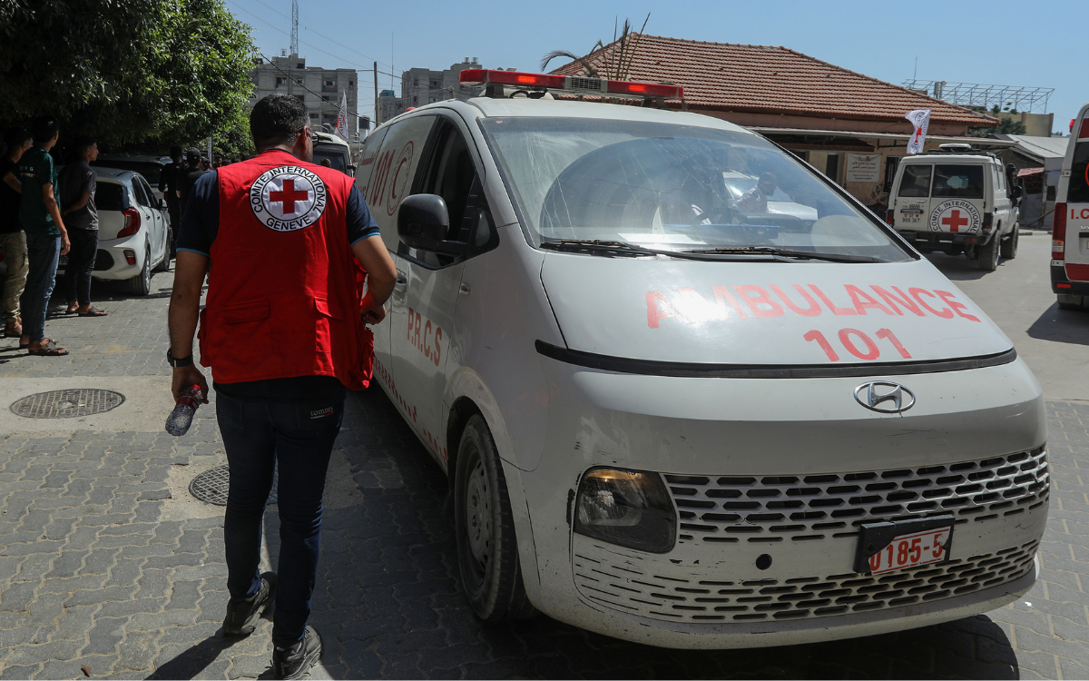 “Gazze Şeridi’nde ambulans ve hasta nakil araçlarının yüzde 70’i hizmet dışı kaldı”