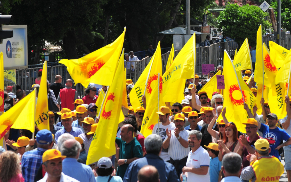 "Eğitim emekçilerini unvanlara bölerek yoksulluğu yönetemezsiniz"
