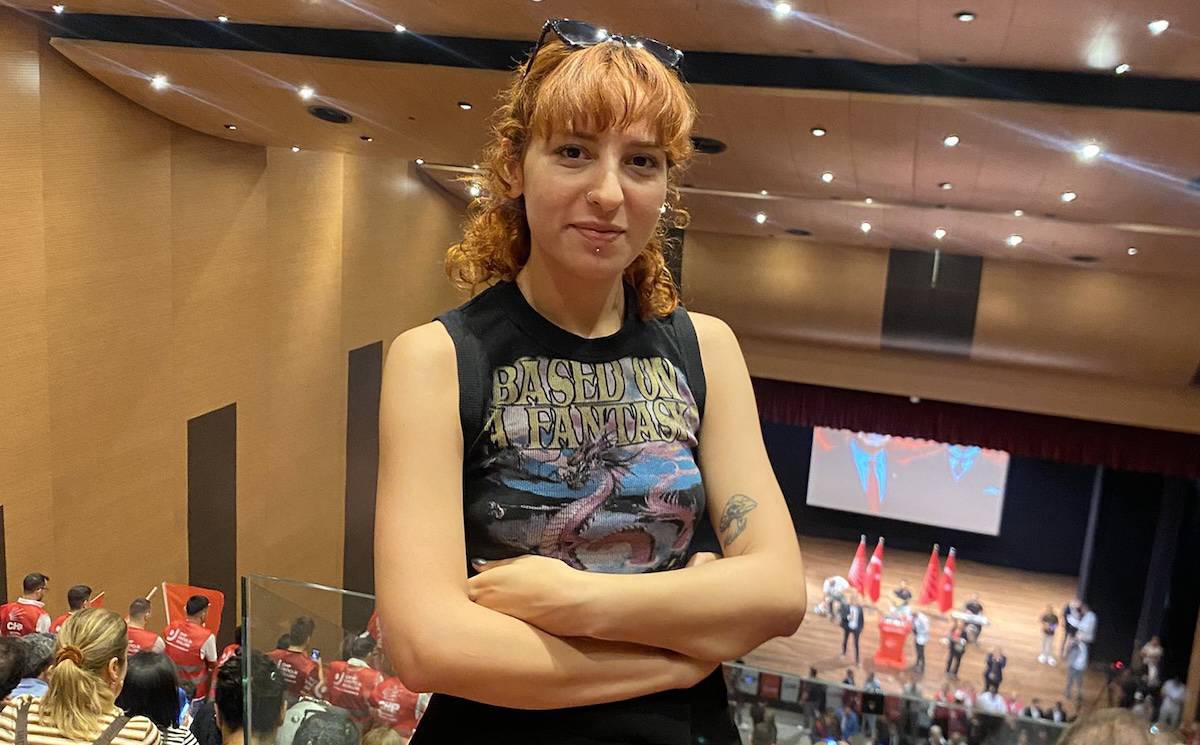 Basın-İş figüran haberi nedeniyle BirGün muhabiri Ebru Çelik'i hedef alan CHP'li Gürsel Tekin'i kınadı