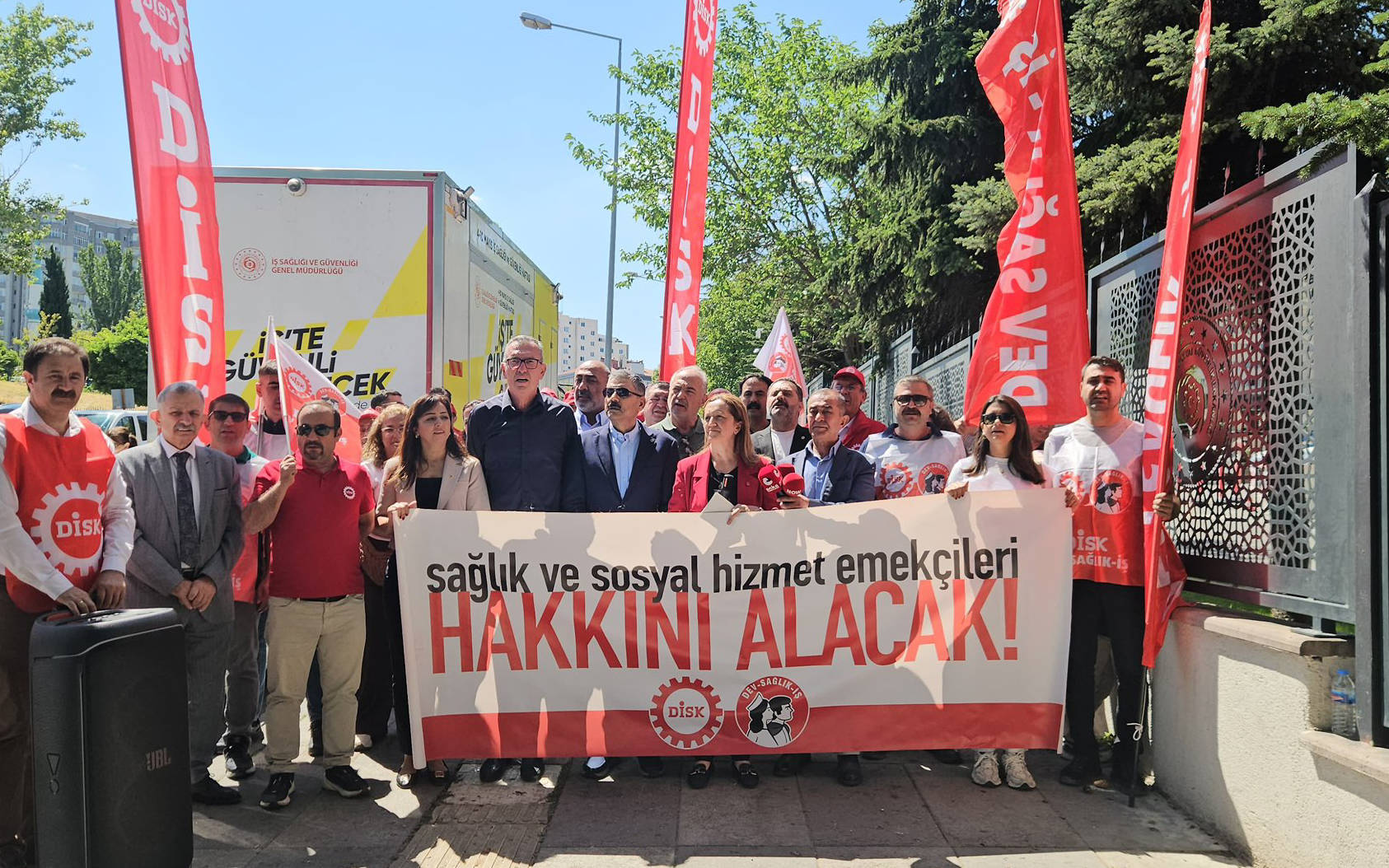 DİSK, sağlık ve sosyal hizmet iş kolunda barajı aştı
