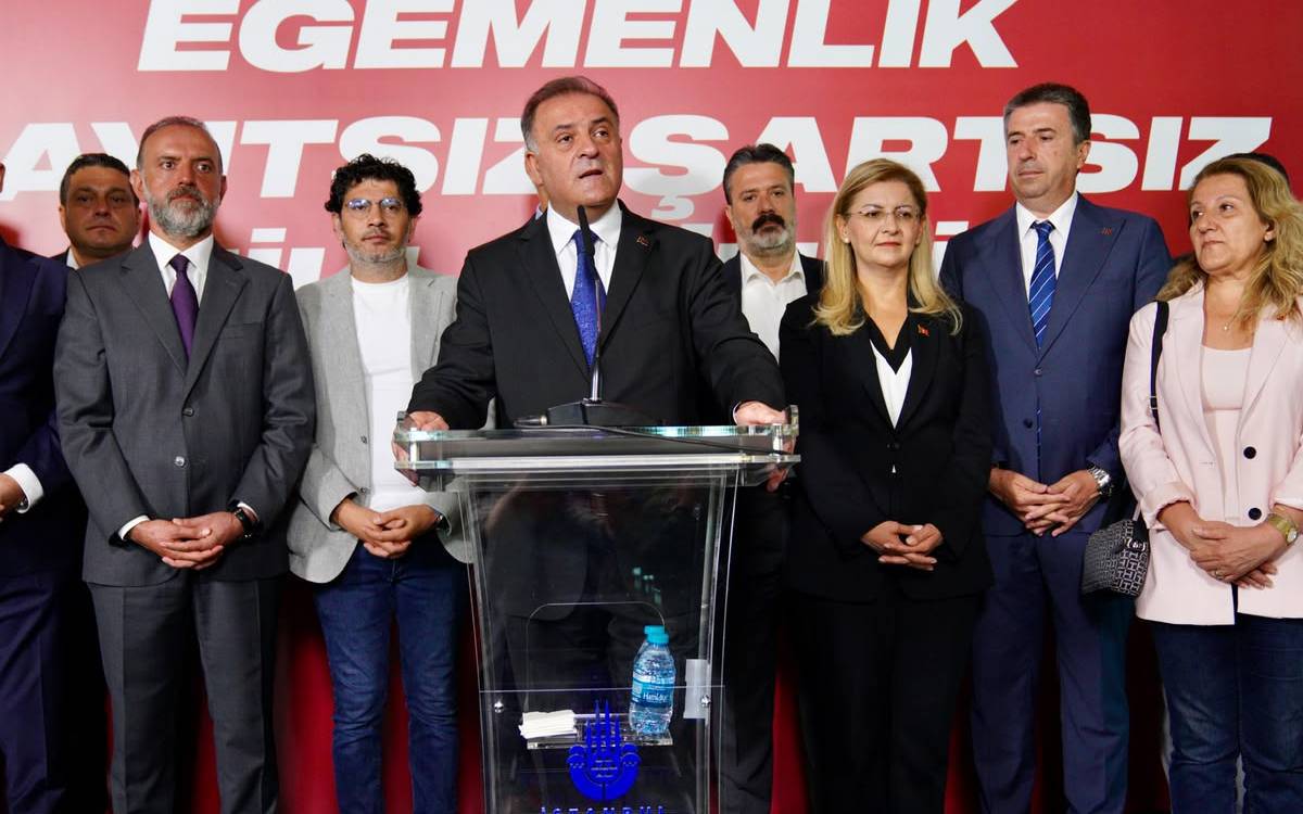 İBB Başkanvekili Nuri Aslan: Bir arsa 185 kez satılmış