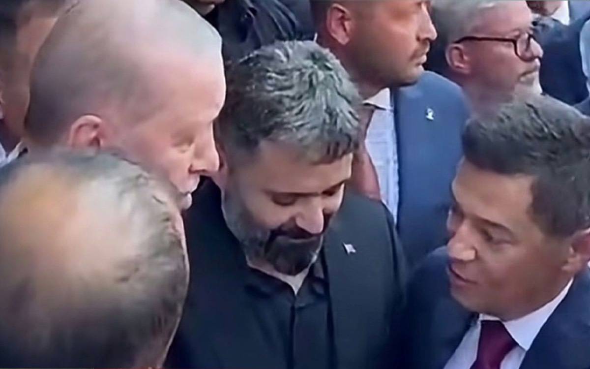 Erdoğan’dan CHP’li Marmaris Belediye Başkanı Ünlü’ye: "Gelmek istersen kapımız açık"
