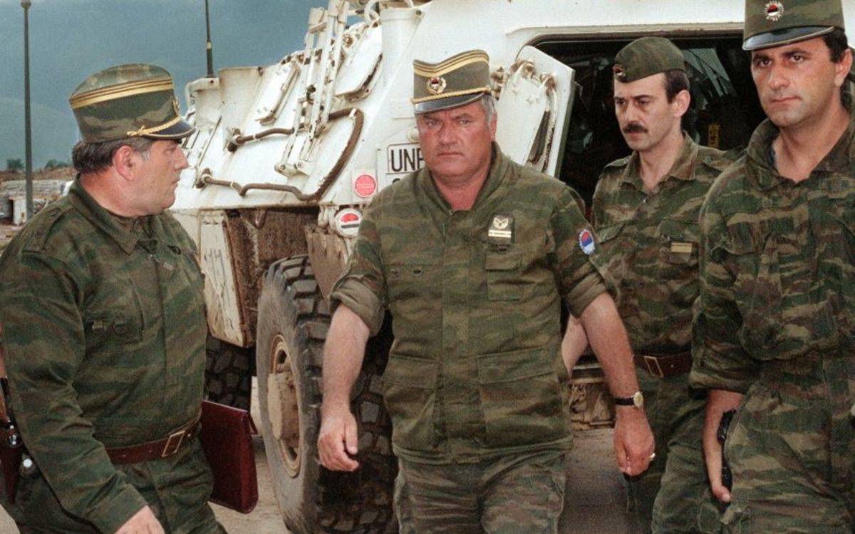 Srebrenitsa Katliamı'nın sorumlularından Ratko Mladic cezaevinde öldü