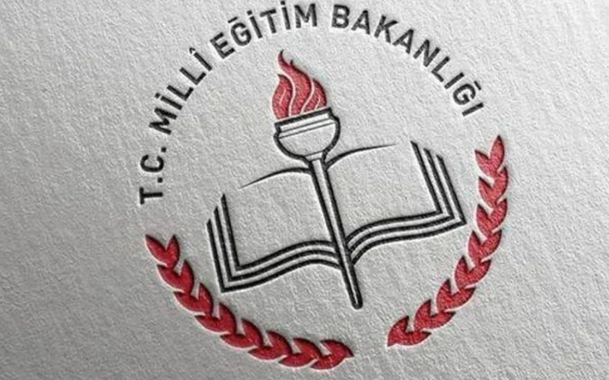 Öğrencilerin okula uyum haftasında velilere idari izin verilecek