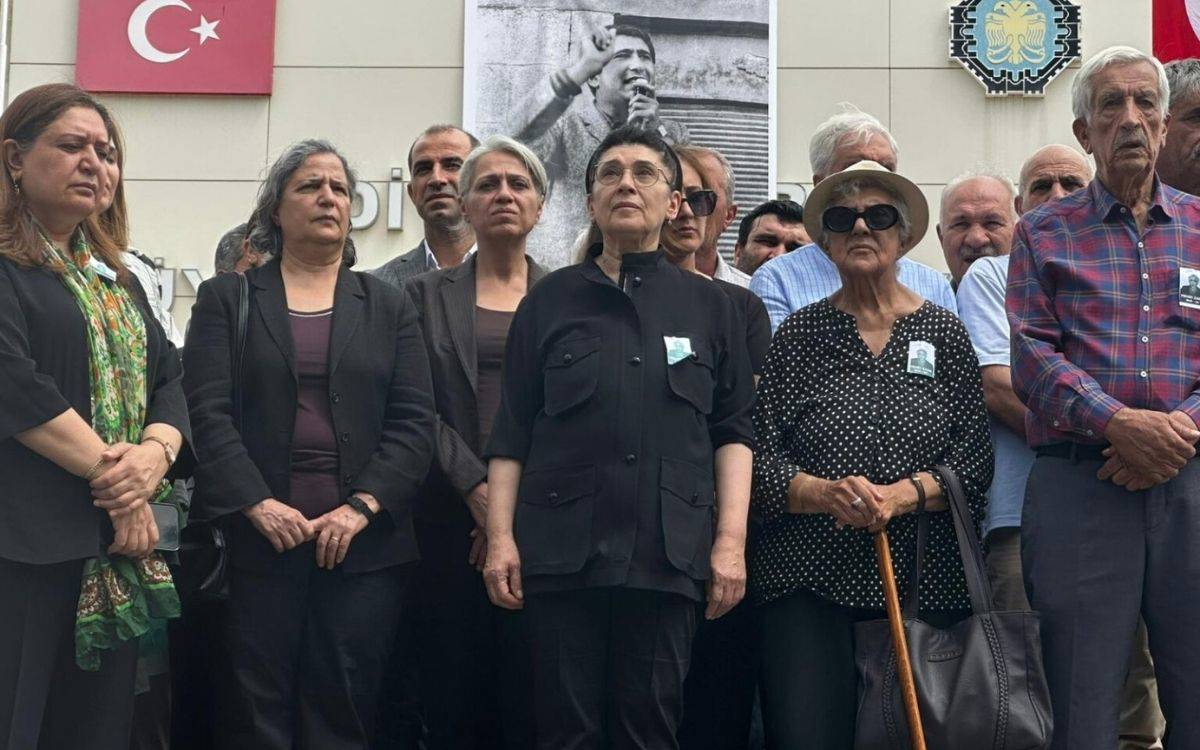 Mehdi Zana son yolculuğuna uğurlanıyor