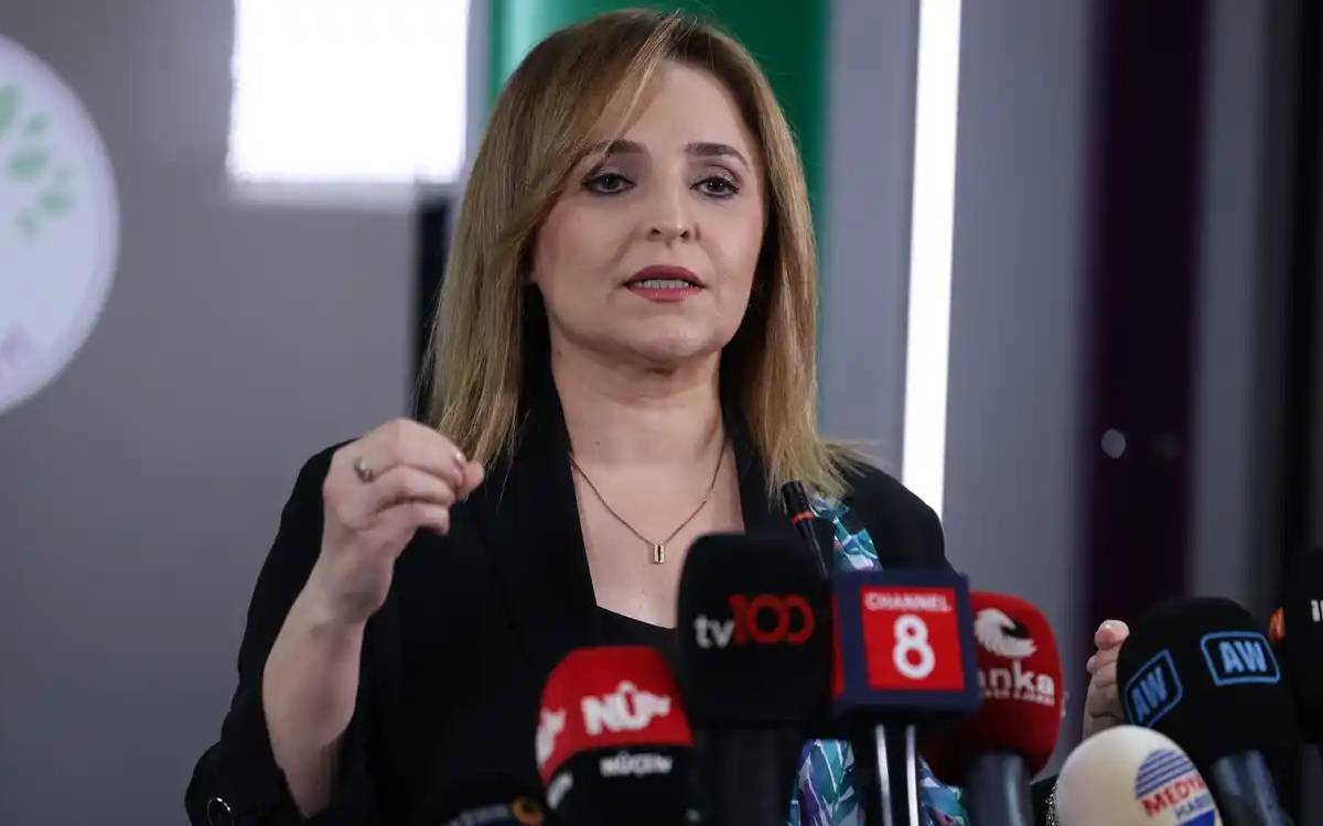Ayşegul Dogan: Em di rojên pêş de li benda geşedanên nû ne
