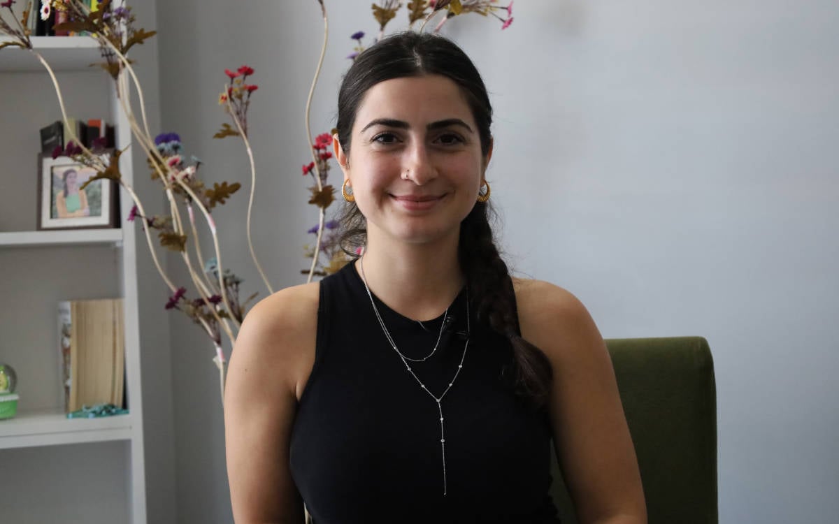 Gazeteci Öznur Değer’e kendini fesheden örgütün propagandasını yaptığı iddiasıyla yeni dava