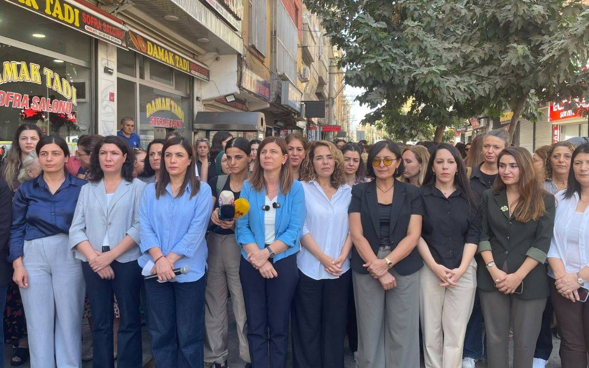 Halide Türkoğlu: Kadınlara düşman olarak değil, yoldaş olarak bakalım