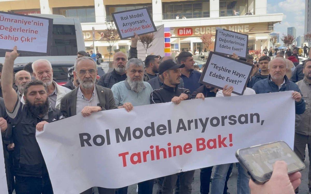 Ümraniye’de Japon kültürü festivaline tekbirlerle saldırı