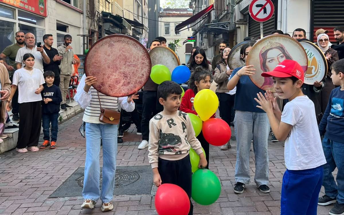 Arîn Kültür Sanat Öğrenci Derneği açıldı