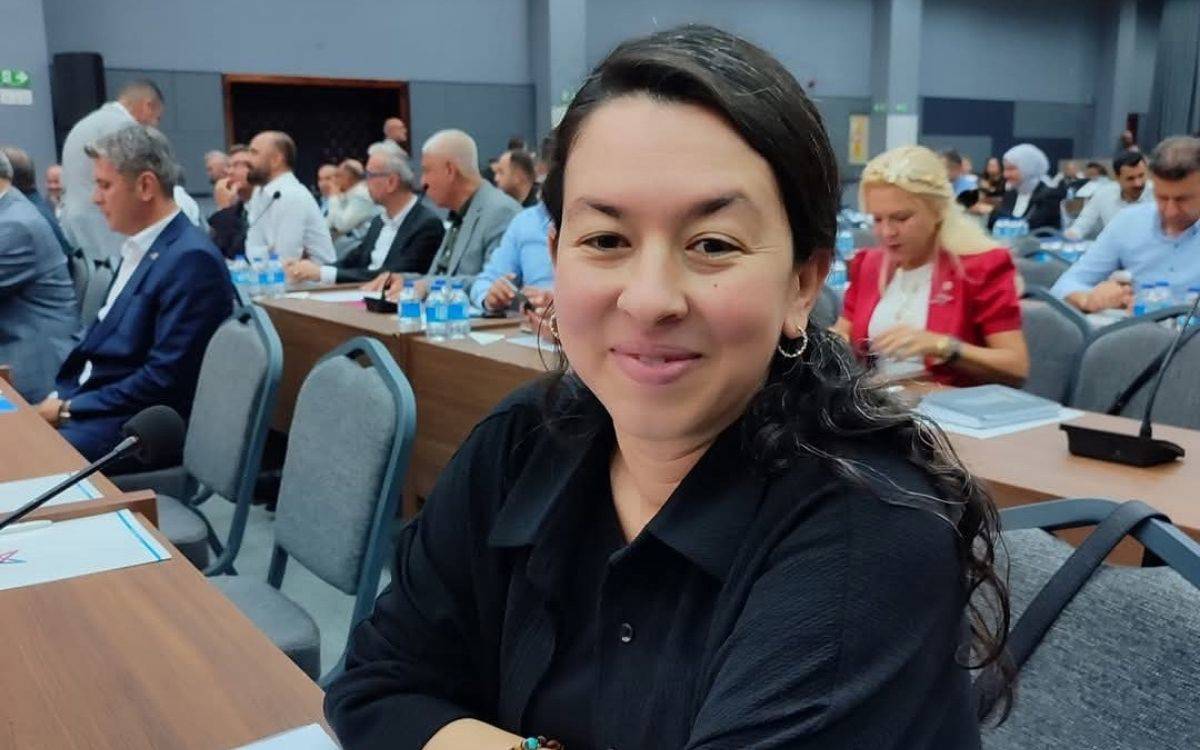 Mersin Büyükşehir’de başkanvekili seçimini CHP kazandı