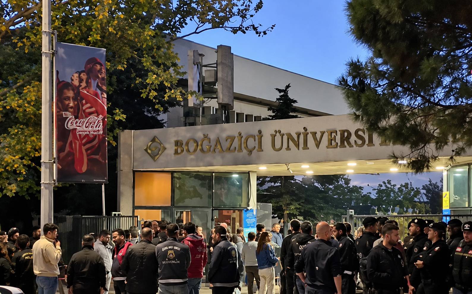 Boğaziçi'nde Nurettin Yıldız protestosu davasında gazeteci Öztürk'e beraat, 14 öğrenciye ceza talebi