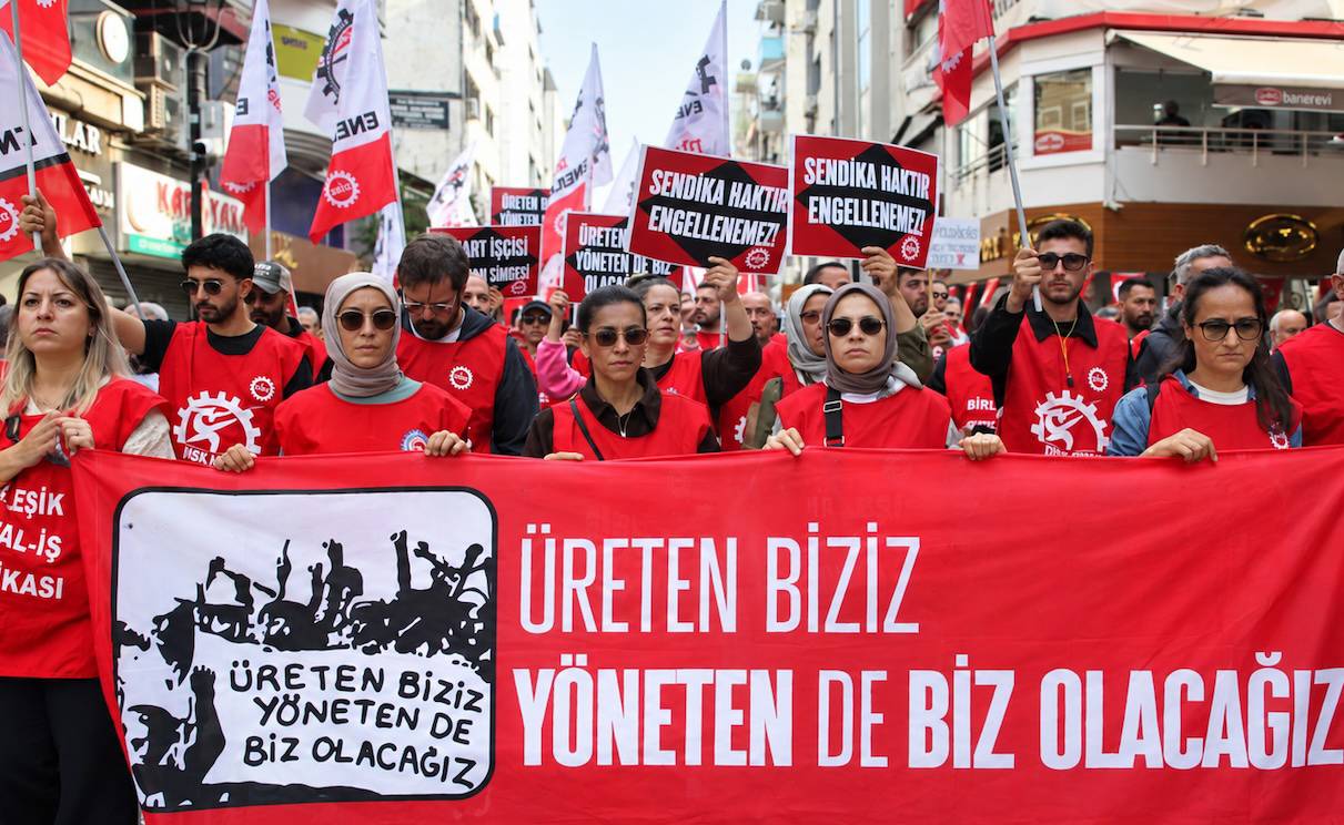 15 işyerinde 7 bin 241 işçi işten çıkarıldı, sendikalaşan işçiler de işlerini kaybediyor