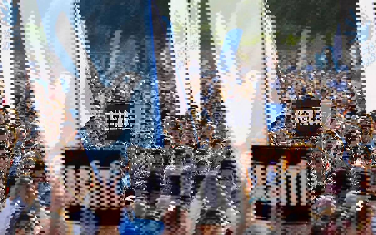 Bir toplumun geleceği barışın güvenli ikliminde yeşerir