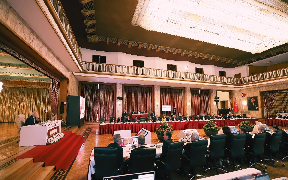 Akademisyenlerin Komisyon sunumları üzerine - I