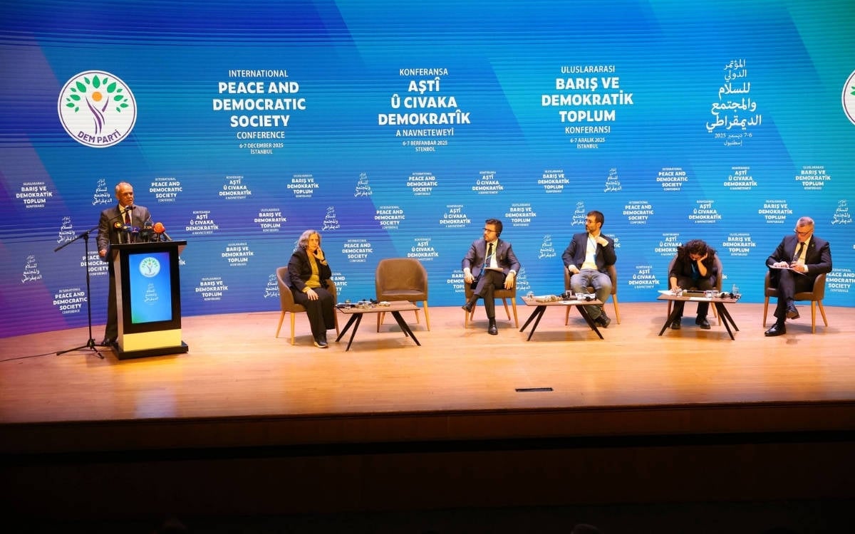 DEM Parti Konferansı’ndan dünya deneyimleri ve ‘sabır’