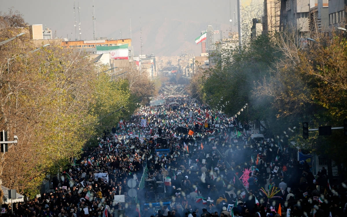 İran orta sınıfı ve ‘iç cephe’ veya sivil toplum