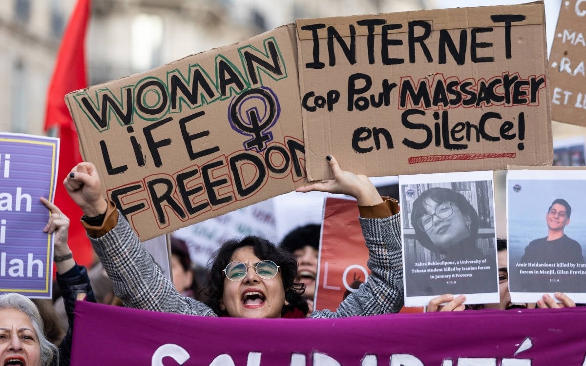 Foucault’nun ‘siyasal maneviyat’ından sekülerliğin ‘siyasal maddiyat’ına İran protestoları