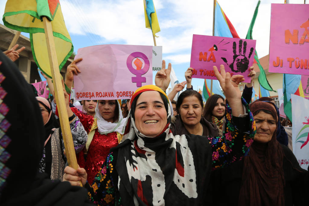 Suriye'de savaş, Türkiye’de barış sürecini zorluyor