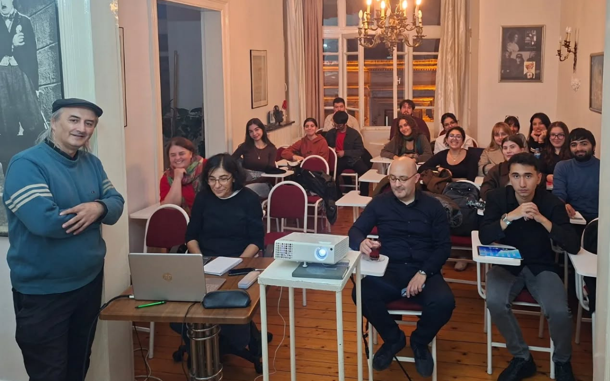 Özgür ‘bir’ Üniversite