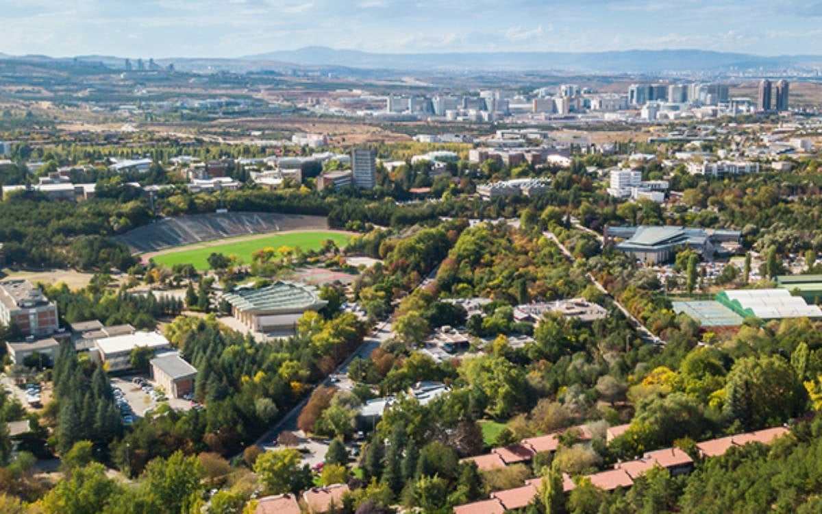 Kayyım genetiği: LGBTİ+fobi, sansür, ODTÜ