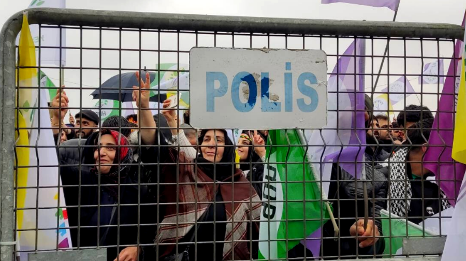 Çatışmasızlık mı, birlikte yaşam mı? Türkiye’nin gerçek tercihi