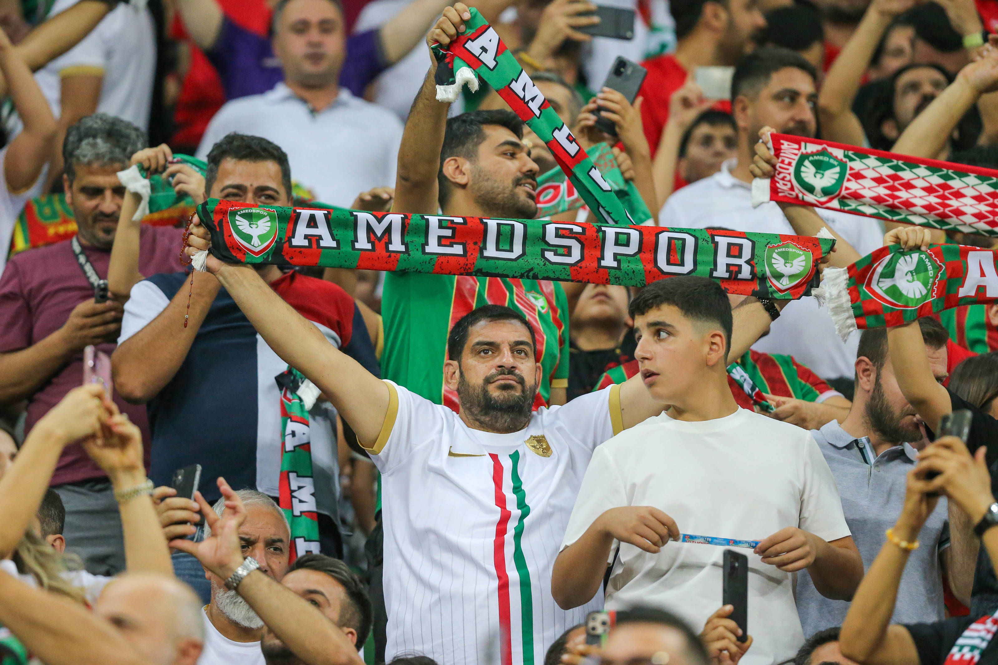 Bir aidiyet mimarisi: Amedspor