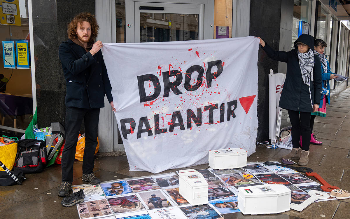 Ölçek yasası, Palantir ve toplam işçi