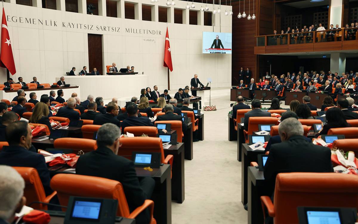 Meclis barışa açılmalı