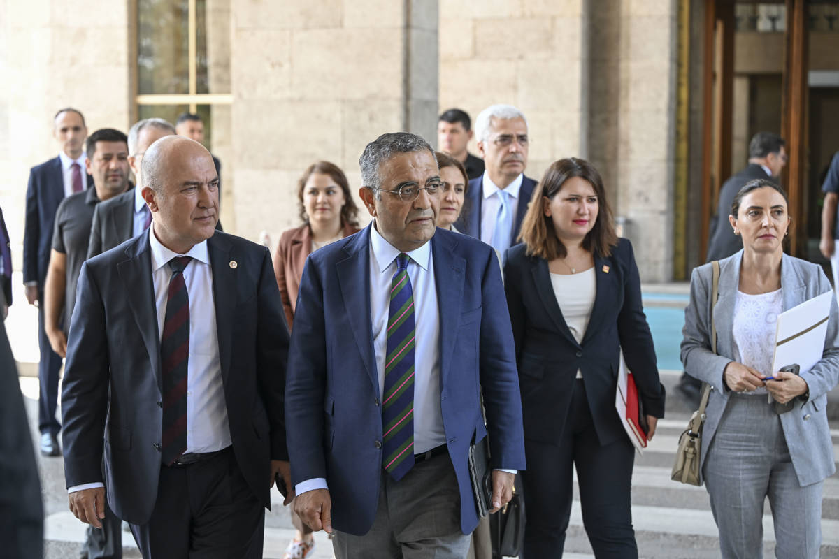 Komisyon toplantısı öncesi