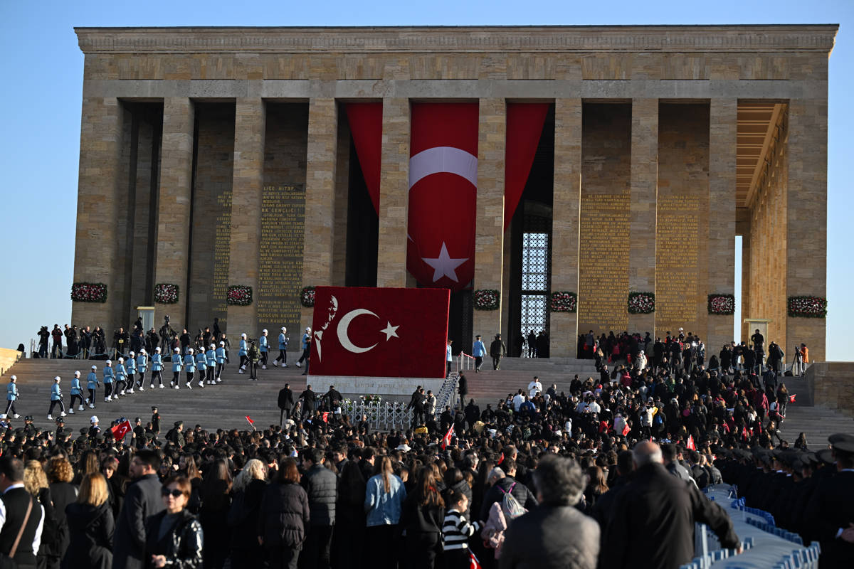 Many people visited Anıtkabir