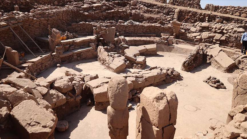 The amphitheater-like site