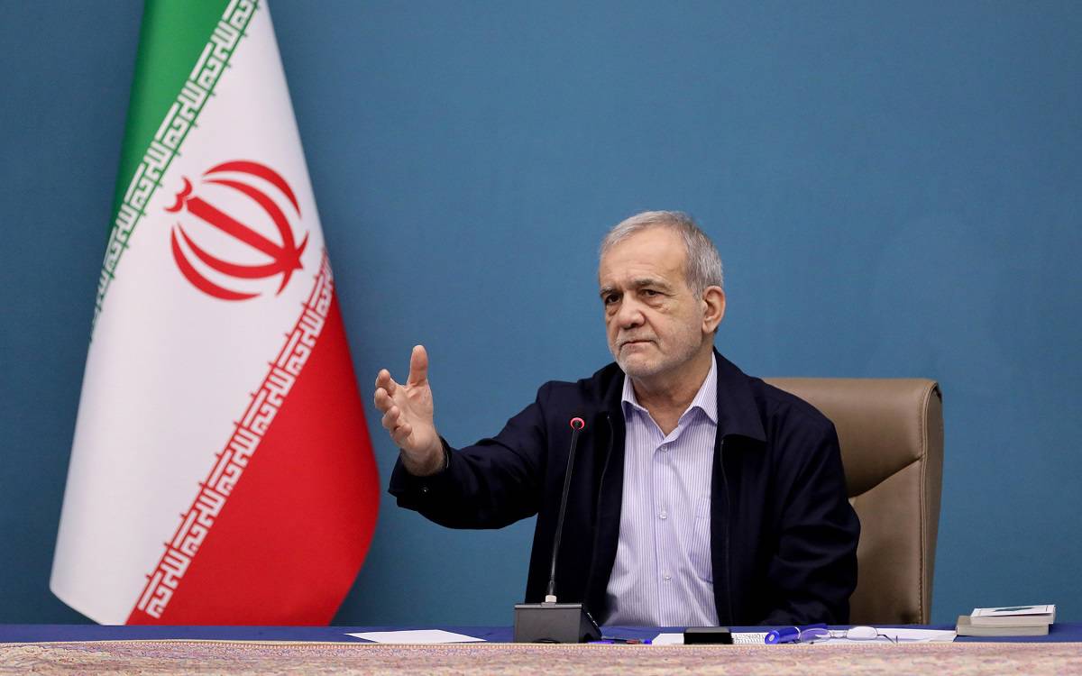 *İran Cumhurbaşkanı Mesud Pezeşkiyan, 24 Şubat 2026. (Fotoğraf: AA)