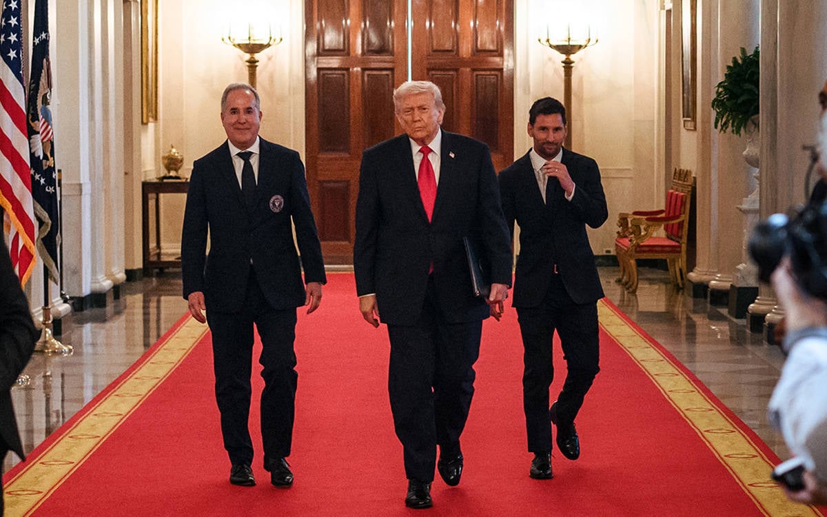 *Trump, Beyaz Saray’da ABD futbol ligi MLS'te şampiyon olan Inter Miami takımını kabul etti, 5 Ocak 2026. (Fotoğraf: White House/X)