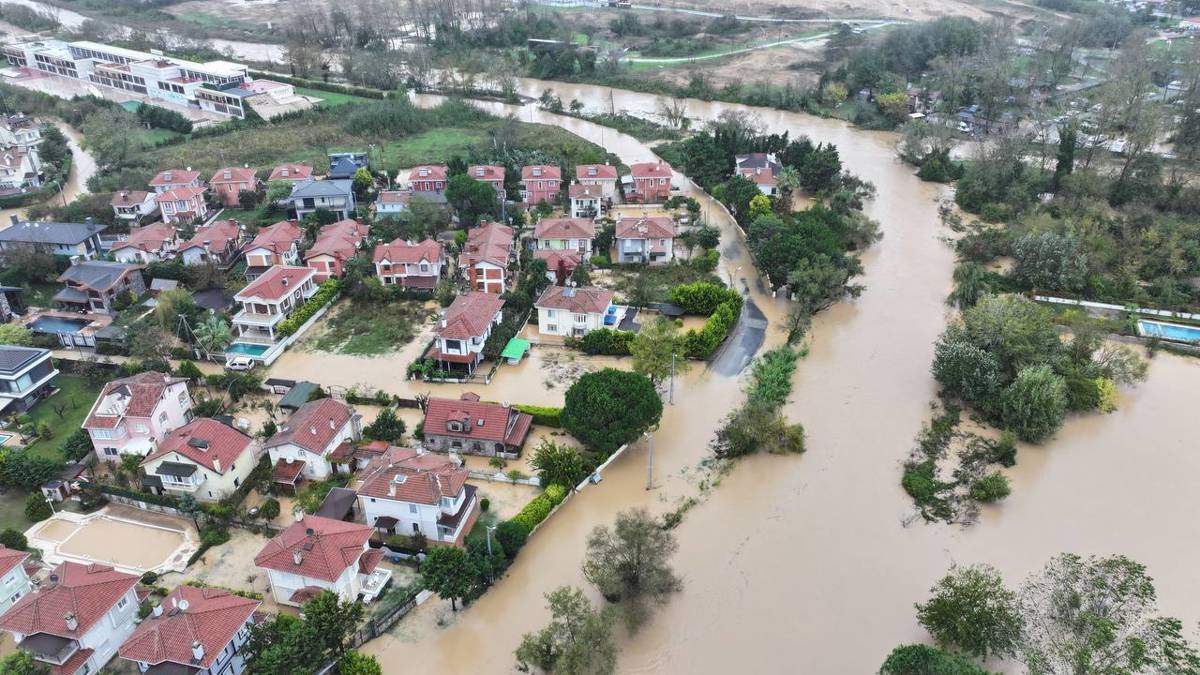 Streets flooded in Şile, İstanbul