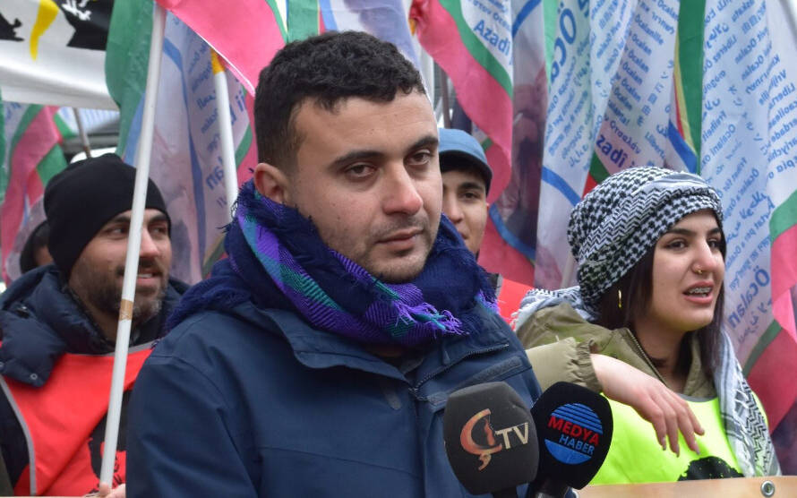 İsviçre'de Kürt gazeteci Ahmed Azad Çağan’a sınırdışı tehdidi